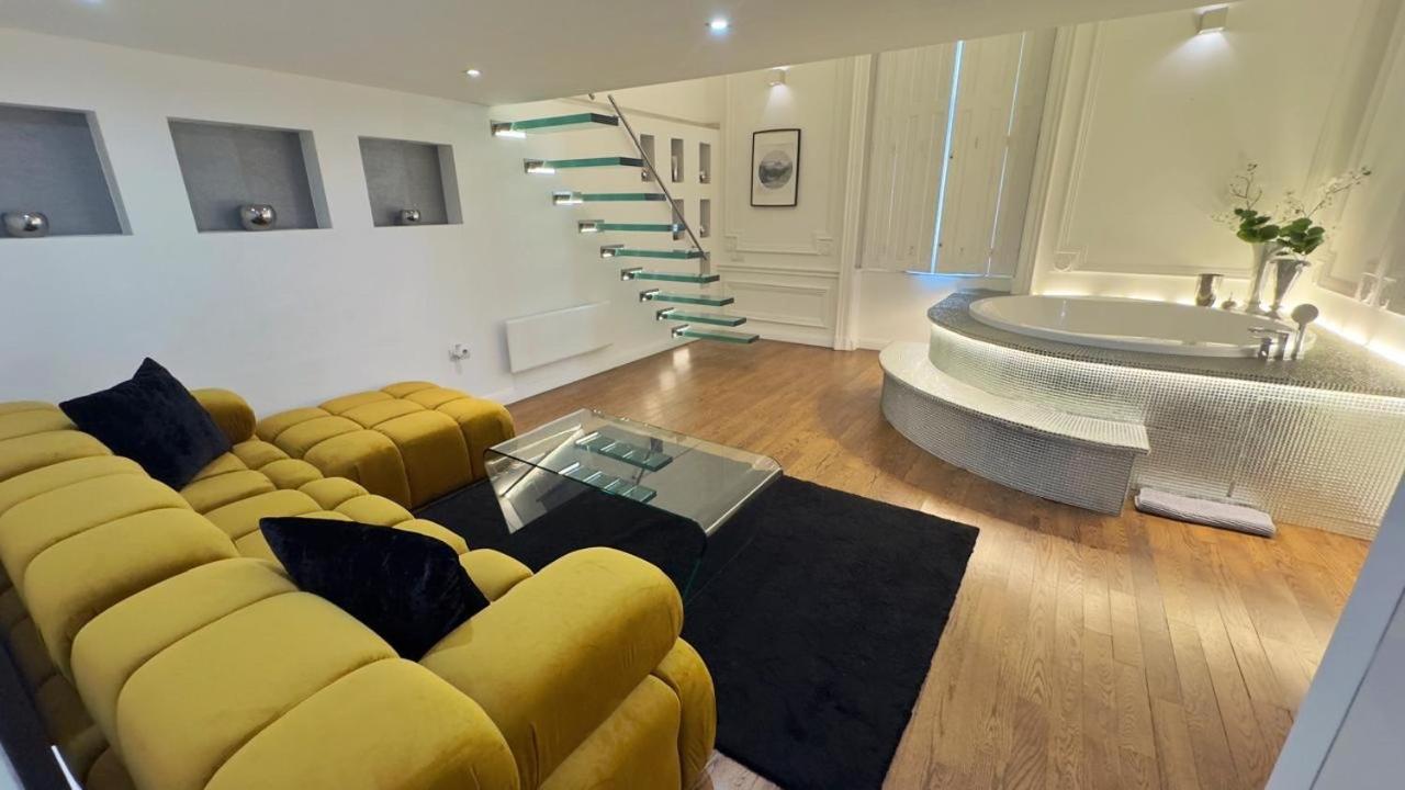 Enzo Capo Jacuzzi Andrassy Apartment Budapest Exterior photo
